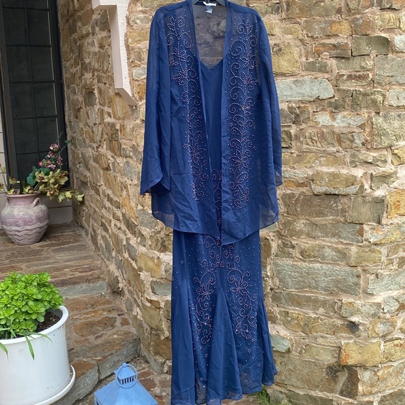 Party Dress - Picture 1 of 12